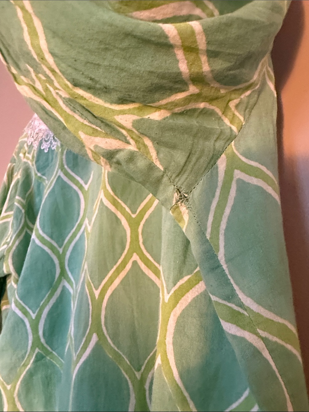 Roberta Roller Rabbit Green Patterned Embroidered V-Neck Tunic Top - Picture 3 of 6